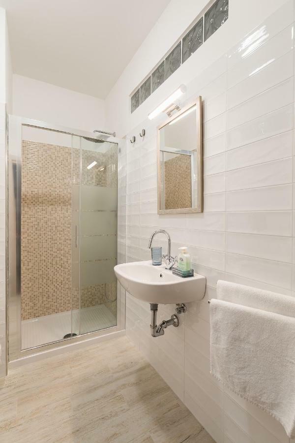 Stars Luxury Apartments 1 罗马 外观 照片